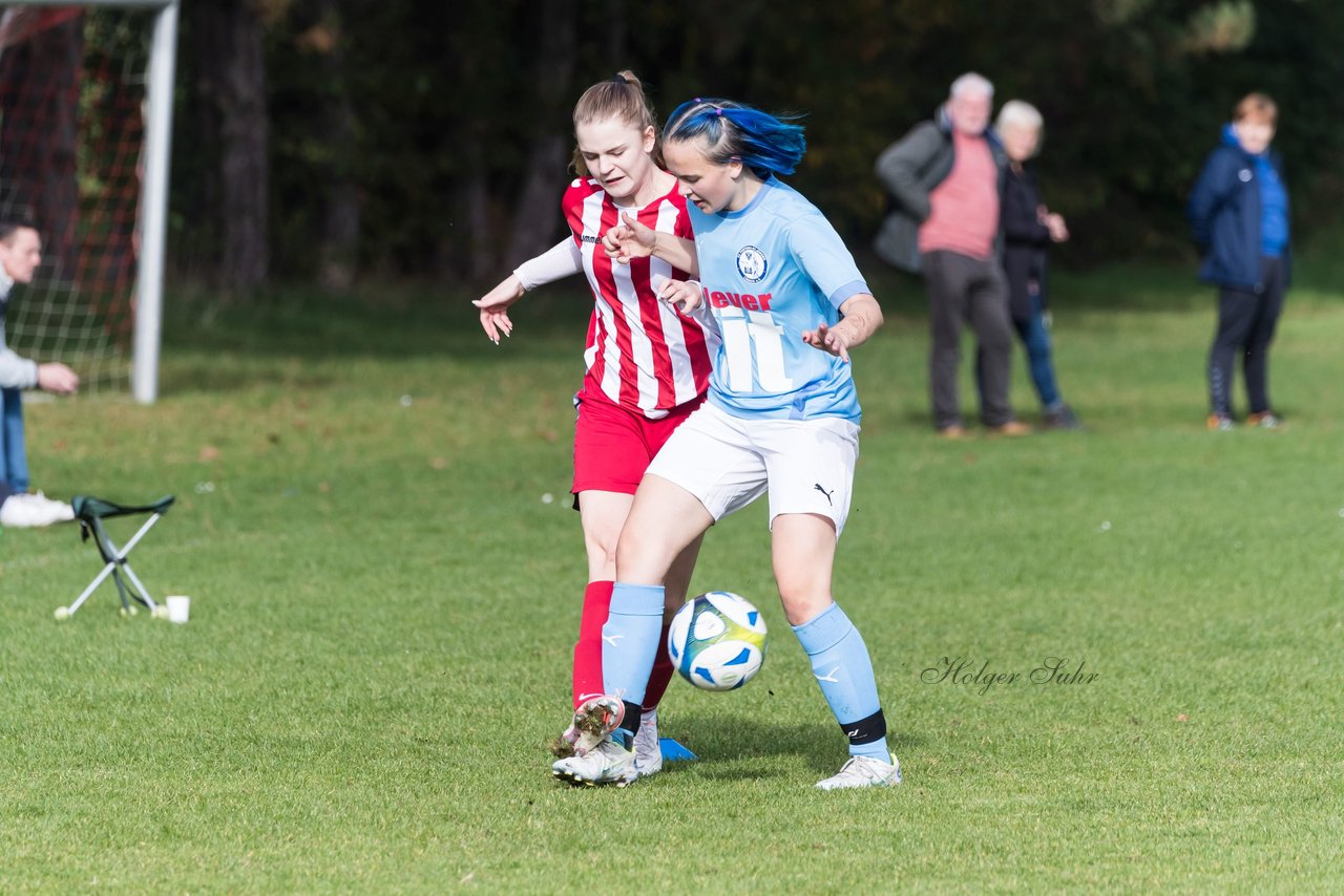 Bild 331 - wBJ TuS Tensfeld - SV Fortuna St. Juergen